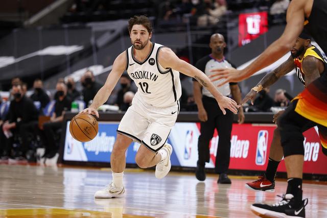 东契奇：人们不会明白我有多沮丧 我想打球尤其是这个时间点